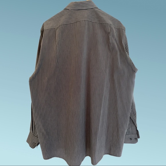 Van Heusen Men’s Dress Shirt - Size 17.5 - Picture 2 of 5